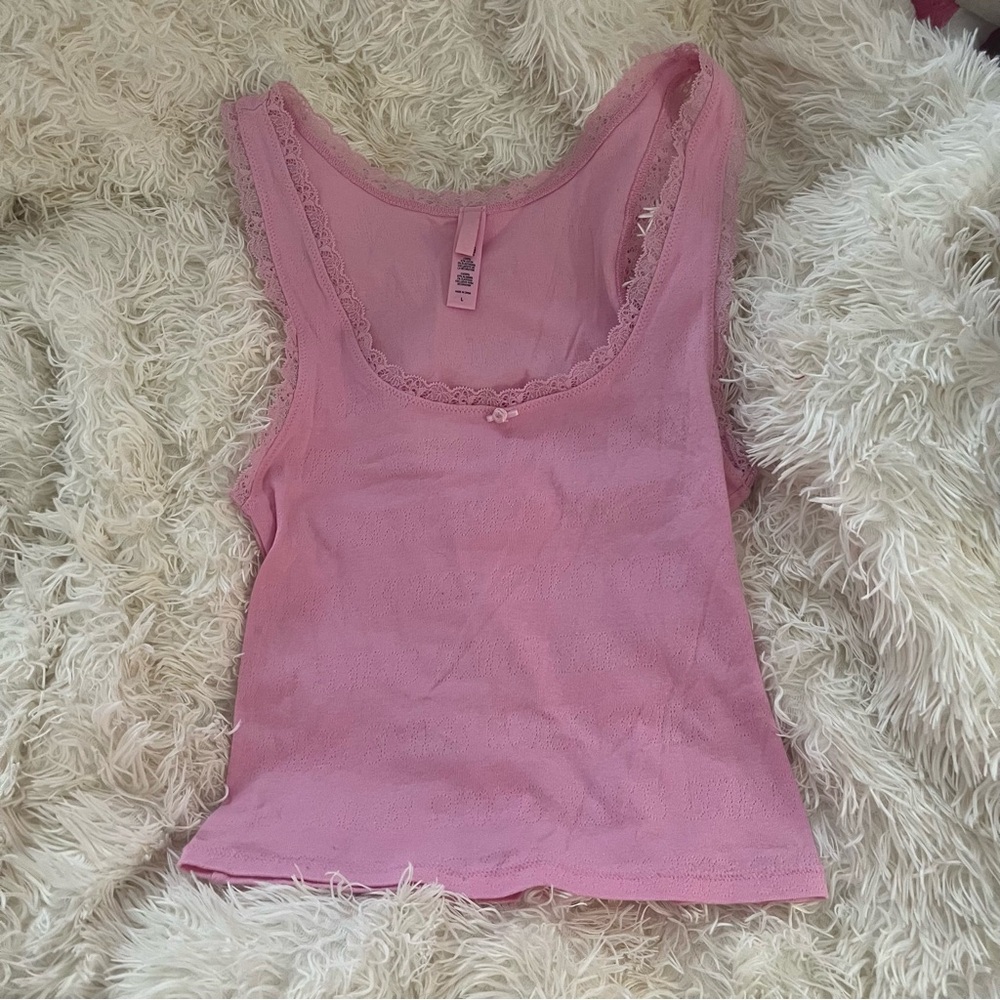 skims bubblegum pink tank top